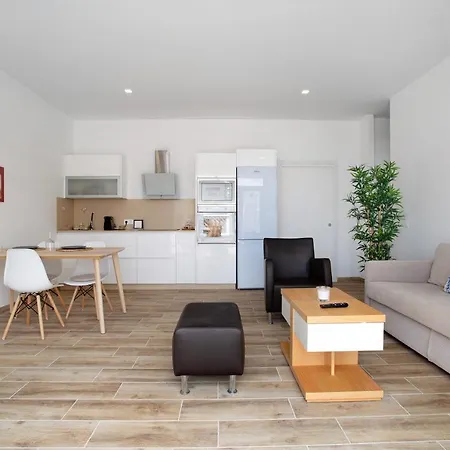 Apartamento Naranjos 아파트 테기세